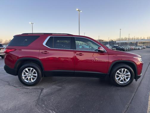 2020 Chevrolet Traverse LT Leather