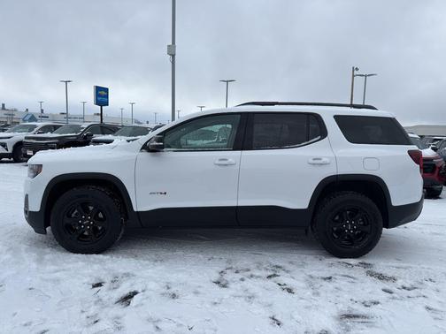2023 GMC Acadia AT4