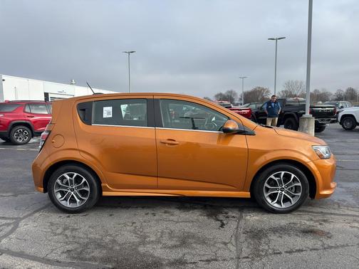 2019 Chevrolet Sonic LT