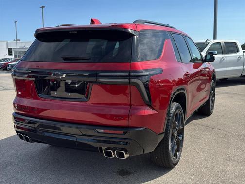 Radiant Red 2024 Chevrolet Traverse RS