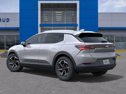 2026 Chevrolet Equinox EV LT 2