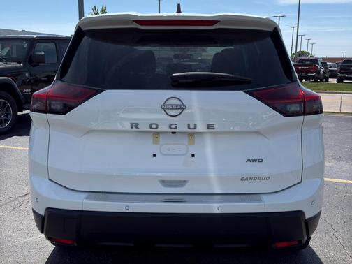 Glacier White 2024 Nissan Rogue S