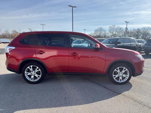 2015 Mitsubishi Outlander SE