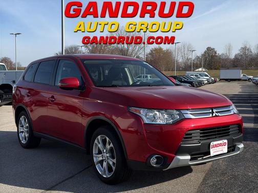 2015 Mitsubishi Outlander SE
