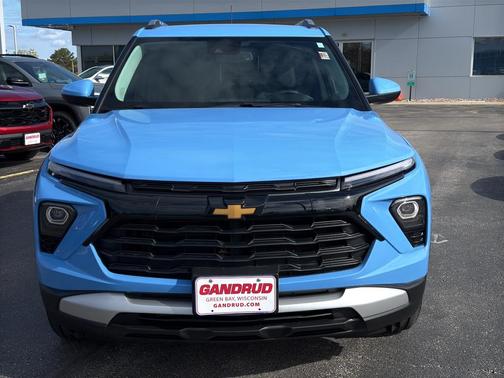 Fountain Blue 2024 Chevrolet Trailblazer LT