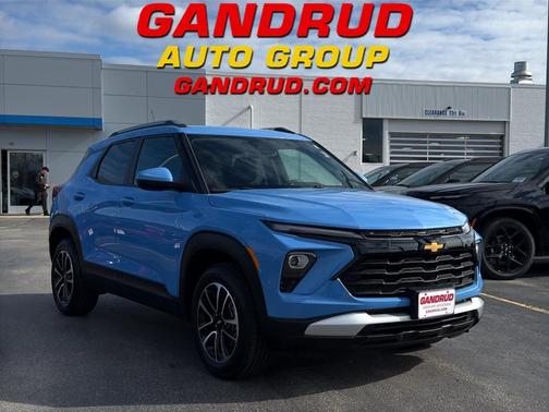 Fountain Blue 2024 Chevrolet Trailblazer LT