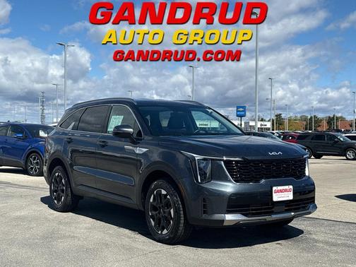 Gray 2024 Kia Sorento S