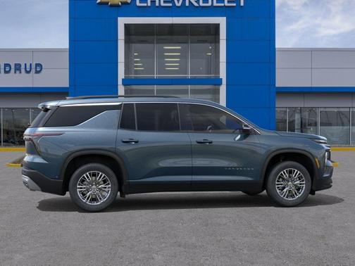 Lakeshore Blue Metallic 2026 Chevrolet Traverse LT