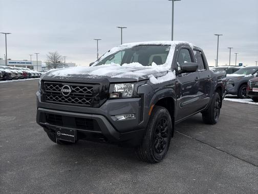 2024 Nissan Frontier SV