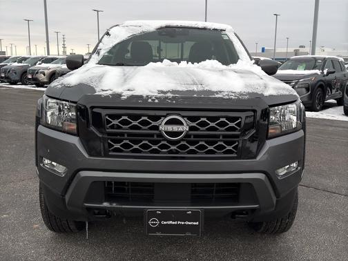 2024 Nissan Frontier SV