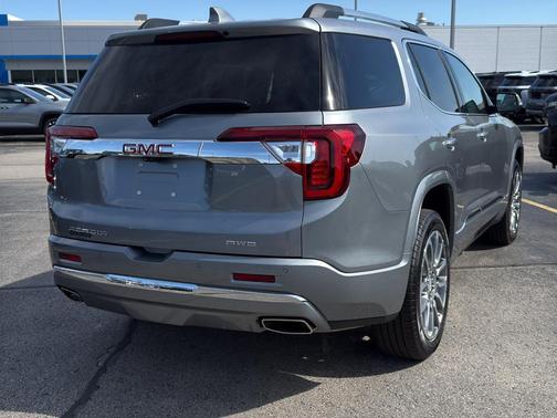 Sterling 2023 GMC Acadia Denali