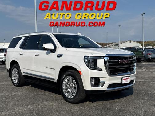 White Frost Tri-Coat 2023 GMC Yukon SLT