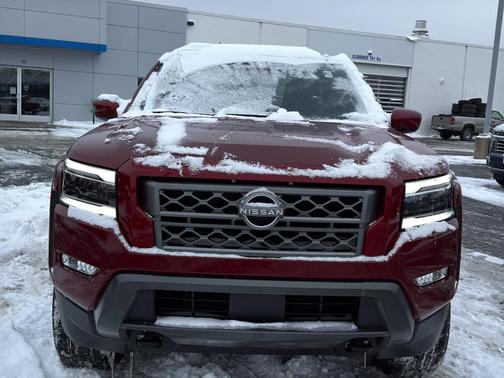 2023 Nissan Frontier SV