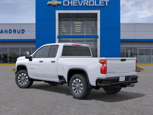 2026 Chevrolet Silverado 2500 Custom