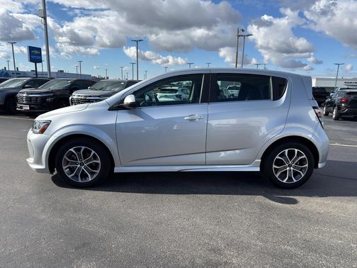 2020 Chevrolet Sonic LT