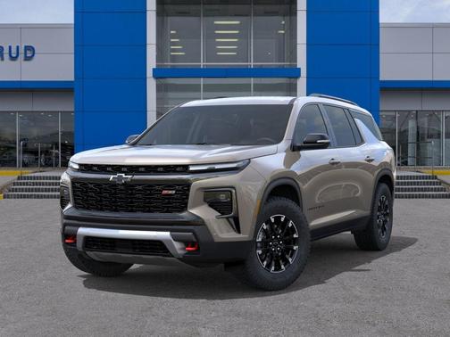 Sandstone Gray 2026 Chevrolet Traverse Z71