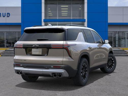 Sandstone Gray 2026 Chevrolet Traverse Z71