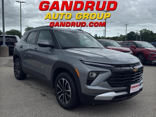 Sterling Gray Metallic 2024 Chevrolet Trailblazer LT