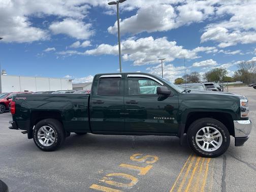 Siren Red Tintcoat 2017 Chevrolet Silverado 1500 LT