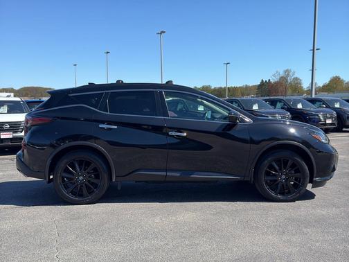 Magnetic Black 2022 Nissan Murano SV