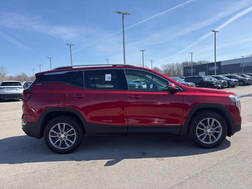 2023 GMC Terrain SLT