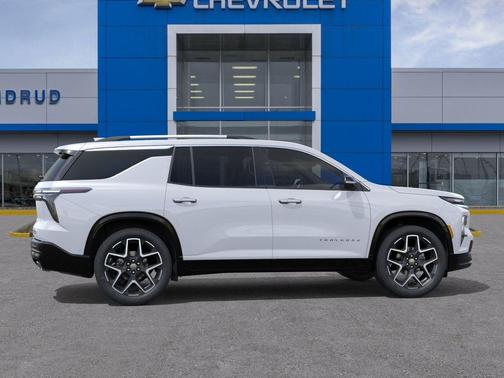 Polar White 2026 Chevrolet Traverse High Country