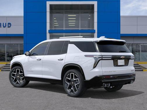 Polar White 2026 Chevrolet Traverse High Country