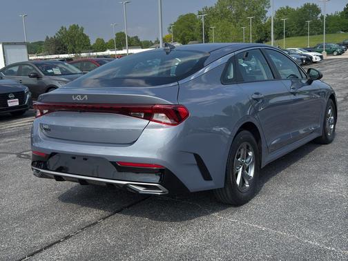 2023 Kia K5 LXS