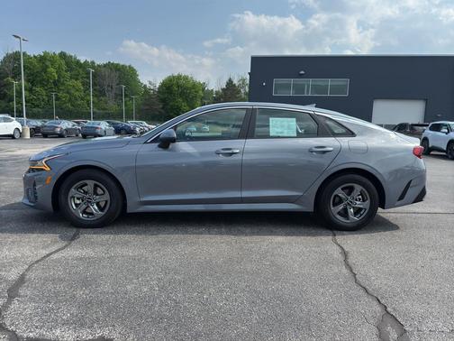 2023 Kia K5 LXS