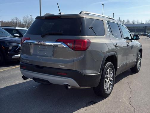 2019 GMC Acadia SLE-2