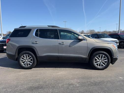 2019 GMC Acadia SLE-2