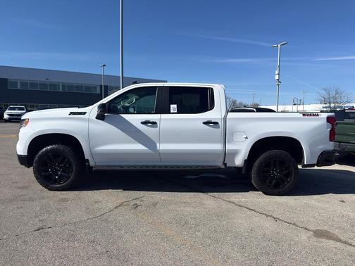 Summit White 2023 Chevrolet Silverado 1500 LT Trail Boss