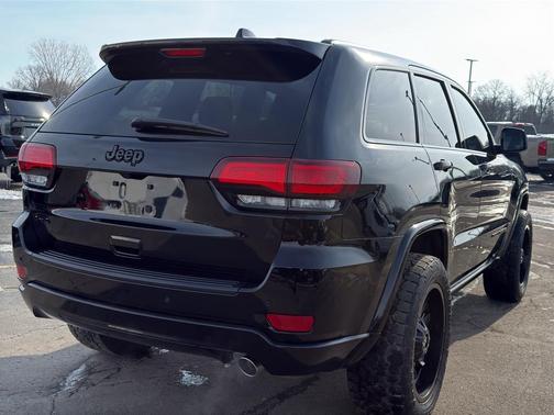 2019 Jeep Grand Cherokee Altitude