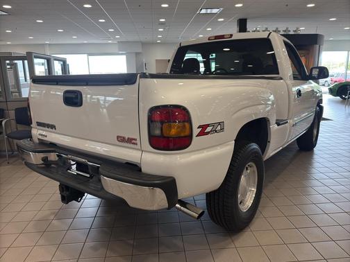 Summit White 2004 GMC Sierra 1500 SLE