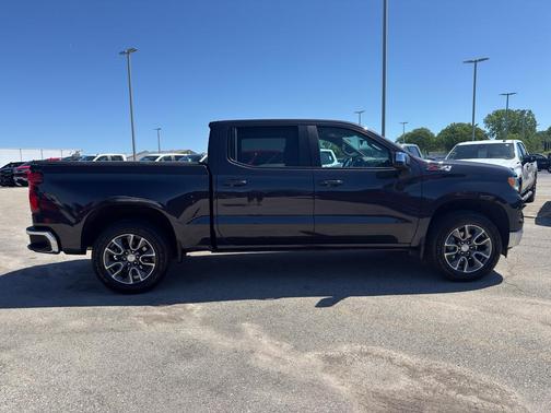 Dark Ash Metallic 2022 Chevrolet Silverado 1500 LT
