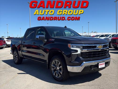 Dark Ash Metallic 2022 Chevrolet Silverado 1500 LT