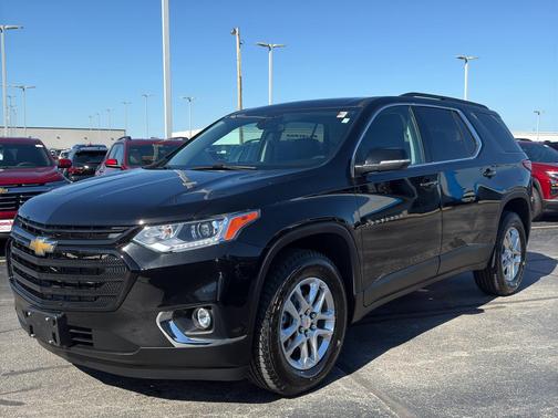2021 Chevrolet Traverse LT Cloth