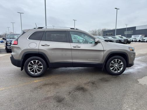 2021 Jeep Cherokee Latitude Lux