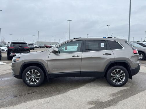 2021 Jeep Cherokee Latitude Lux
