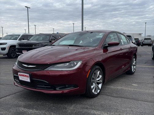 2015 Chrysler 200 S