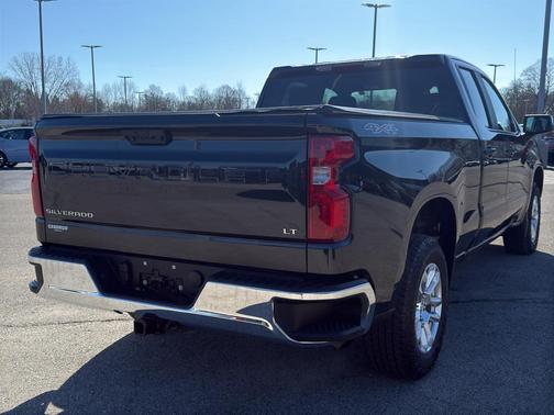 Dark Ash Metallic 2023 Chevrolet Silverado 1500 LT