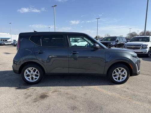 2024 Kia Soul LX