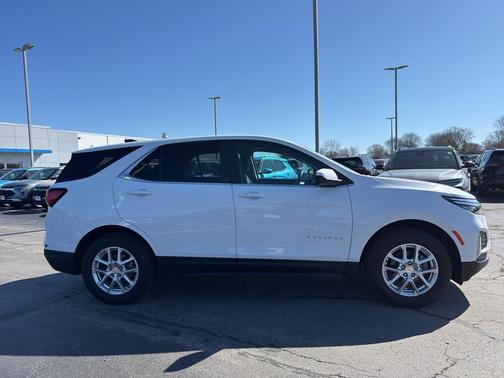 Summit White 2024 Chevrolet Equinox LT