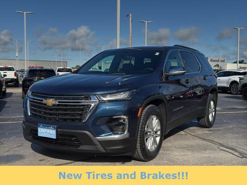 2023 Chevrolet Traverse LT Leather