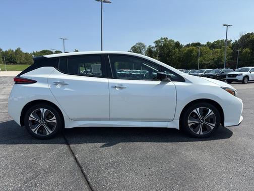 2020 Nissan Leaf SV PLUS
