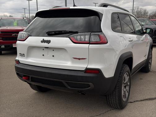 Bright White Clearcoat 2020 Jeep Cherokee Trailhawk