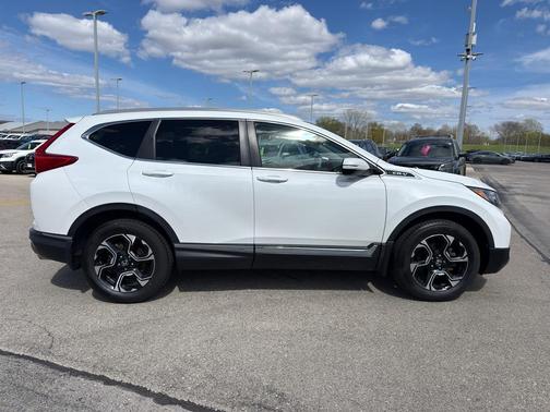 Platinum White Pearl 2019 Honda CR-V Touring