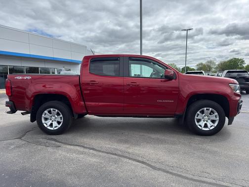Cherry Red Tintcoat 2021 Chevrolet Colorado LT