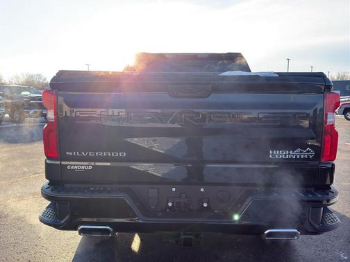 2022 Chevrolet Silverado 1500 High Country
