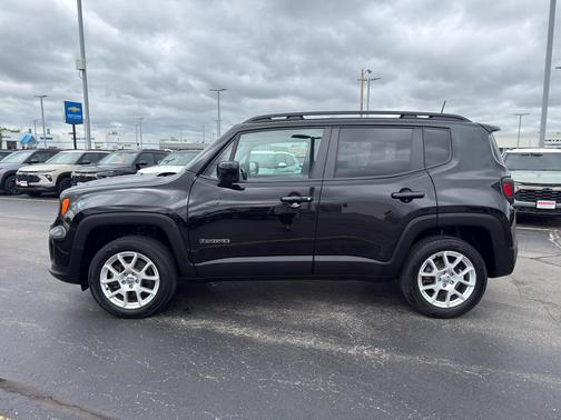 Black Clearcoat 2020 Jeep Renegade Latitude